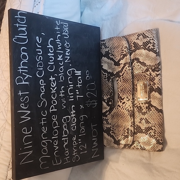 Clutch/Handbag - Picture 10 of 10